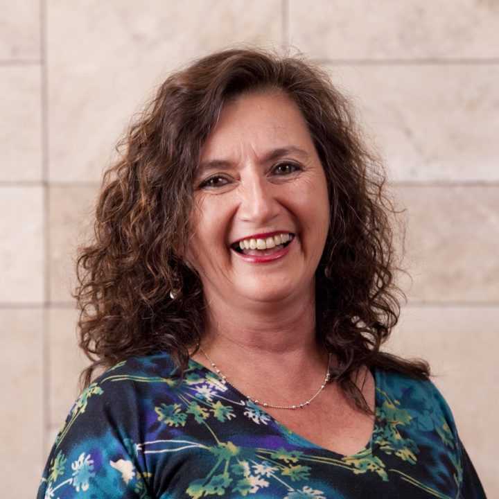 Directora Sandra Cárcamo
